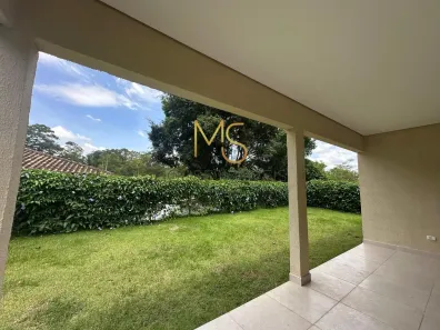 Casa com 3 Quartos para alugar, 198m² no Chácara dos Junqueiras, Carapicuíba
