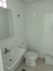 Loja / Salão / Ponto Comercial para alugar, 50m² no Alto da Glória, Curitiba