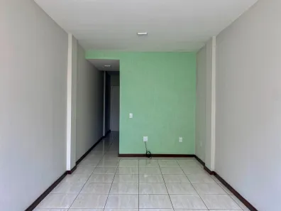 Kitnet com 1 Quarto à venda, 37m² no São Mateus, Juiz de Fora