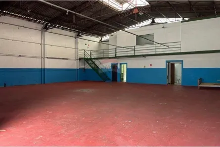 Galpão / Depósito / Armazém para alugar, 490m² no Aparecida, Bragança Paulista