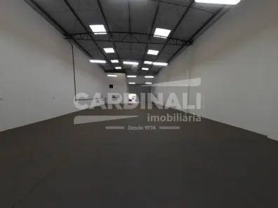 Galpão / Depósito / Armazém para alugar, 280m² no Loteamento Habitacional São Carlos 1, São Carlos