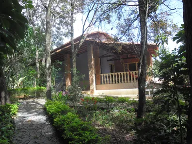 Fazenda / Sítio / Chácara com 3 Quartos à venda, 1540m² no , Capim Branco