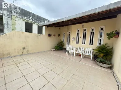 Casa com 3 Quartos à venda, 351m² no São José, Aracaju