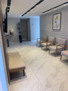 Loja / Salão / Ponto Comercial para alugar, 25m² no Jardim Social, Curitiba