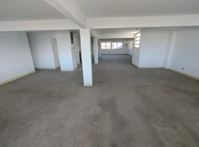 Andar / Laje corporativa para alugar, 178m² no Jardim Vinte e Cinco de Agosto, Duque de Caxias