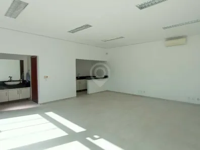 Loja / Salão / Ponto Comercial para alugar, 100m² no Jardim de Lucca, Itatiba