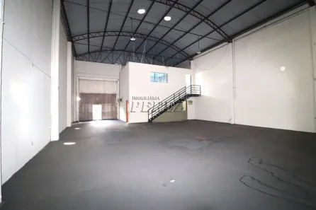 Galpão / Depósito / Armazém para alugar, 360m² no Jardim Alvorada, Cambé