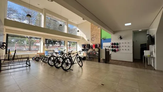 Prédio Inteiro para alugar, 289m² no Vila Industrial, Araçatuba