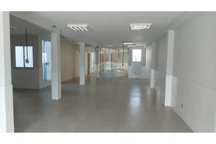 Prédio Inteiro para alugar, 600m² no Centro, Lauro de Freitas