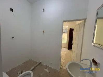 Casa com 4 Quartos para alugar, 200m² no Centro, Aracaju