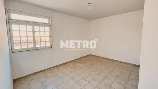 Loja / Salão / Ponto Comercial com 4 Quartos para alugar, 190m² no Centro, Petrolina