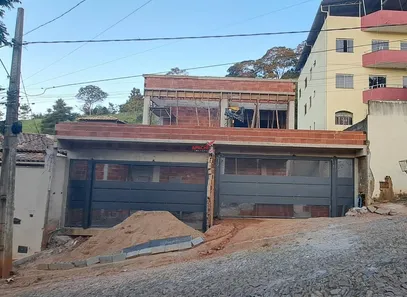 Casa com 3 Quartos à venda, 229m² no Violeira, Viçosa