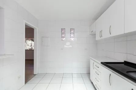 Sobrado com 3 Quartos para alugar, 130m² no Boa Vista, Curitiba
