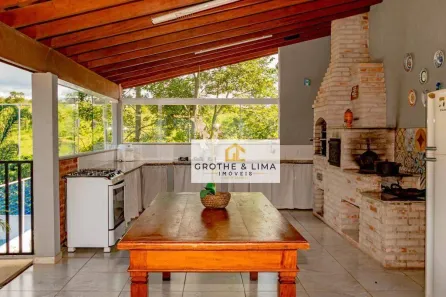 Fazenda / Sítio / Chácara com 3 Quartos à venda, 300m² no Granjas Rurais Reunidas São Judas Tadeu, Taubaté