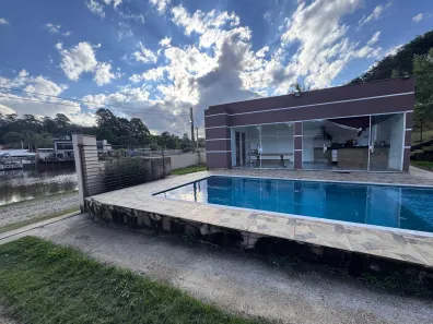 Fazenda / Sítio / Chácara com 3 Quartos à venda, 1100m² no , Mairinque