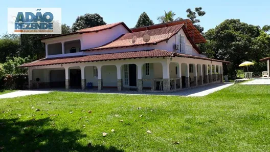 Fazenda / Sítio / Chácara com 6 Quartos à venda, 450m² no Vale das Pedrinhas, Guapimirim