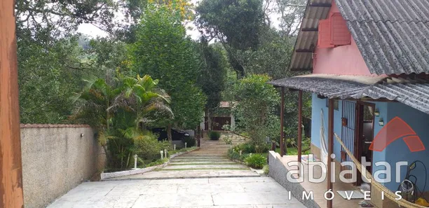 Fazenda / Sítio / Chácara com 3 Quartos à venda, 246m² no Itaquaciara, Itapecerica da Serra