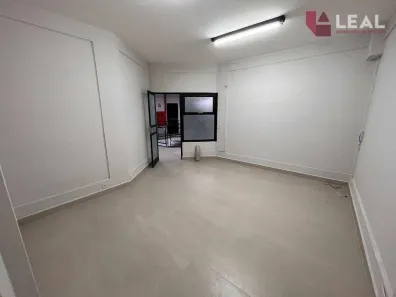 Loja / Salão / Ponto Comercial para alugar, 32m² no Fátima II, Pouso Alegre