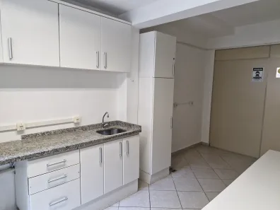 Andar / Laje corporativa para alugar, 270m² no Centro, Curitiba