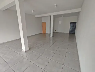 Conjunto Comercial / Sala para alugar, 78m² no Jardim Paulino Fedrigo, Arapongas