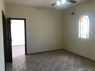Casa com 3 Quartos para venda ou aluguel, 190m² no Jardim Chapadão, Campinas