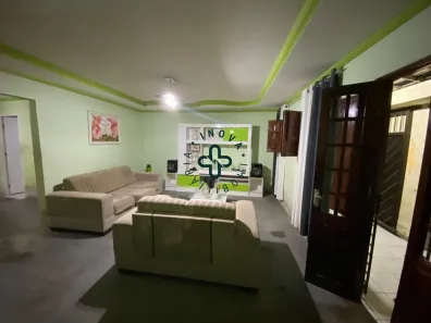 Casa com 3 Quartos à venda, 135m² no Pinheirópolis, Caruaru