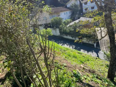 Terreno / Lote / Condomínio à venda, 430m² no Independência, Petrópolis