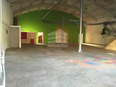 Galpão / Depósito / Armazém para venda ou aluguel, 680m² no Bosque da Saúde, São Paulo