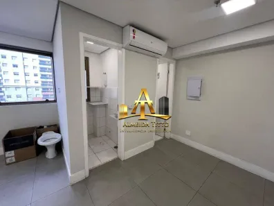 Conjunto Comercial / Sala para alugar, 33m² no Bethaville I, Barueri