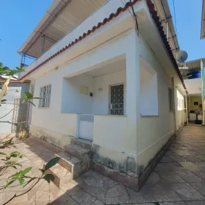 Casa com 3 Quartos para alugar, 163m² no Kennedy, Nova Iguaçu