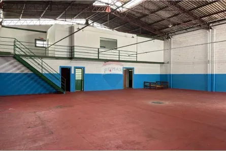 Galpão / Depósito / Armazém para alugar, 490m² no Aparecida, Bragança Paulista
