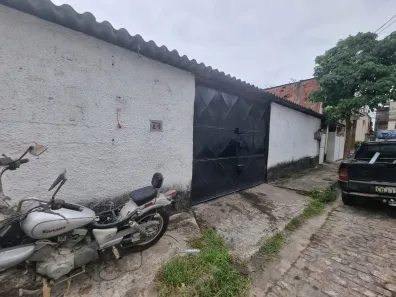 Galpão / Depósito / Armazém para alugar, 200m² no Gradim, São Gonçalo