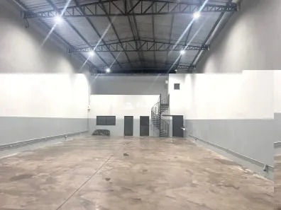 Galpão / Depósito / Armazém à venda, 256m² no Parque das Laranjeiras II, Uberaba