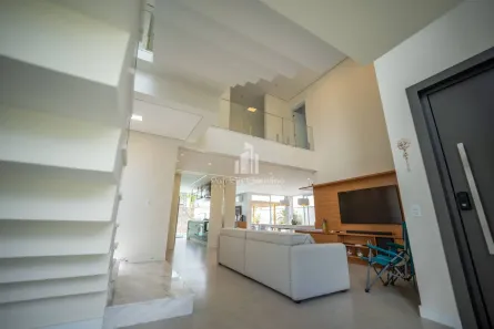 Casa de Condomínio com 3 Quartos à venda, 262m² no Barra do Saí, Itapoá