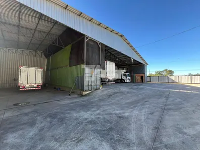 Loja / Salão / Ponto Comercial à venda, 600m² no Espinheiros, Itajaí