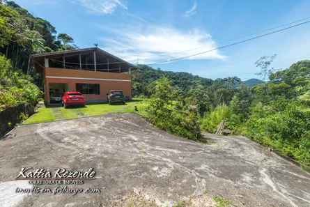 Fazenda / Sítio / Chácara com 3 Quartos à venda, 15801m² no Lumiar, Nova Friburgo