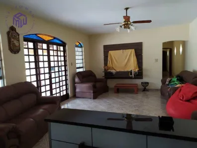 Fazenda / Sítio / Chácara com 3 Quartos à venda, 300m² no , Piedade
