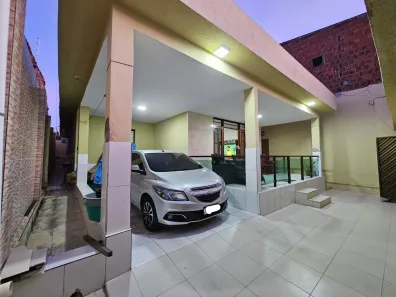 Casa com 3 Quartos à venda, 200m² no Rendeiras, Caruaru