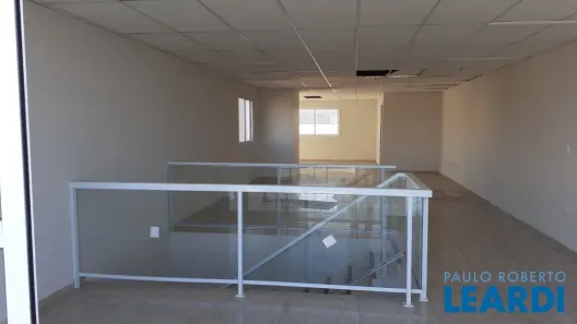 Casa Comercial para alugar, 100m² no Centro, Atibaia