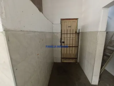 Prédio Inteiro à venda, 305m² no Parque São Vicente, São Vicente