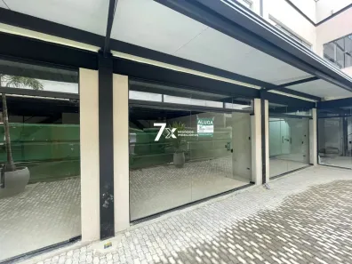 Loja / Salão / Ponto Comercial para alugar, 71m² no Parque Ipiranga, Resende