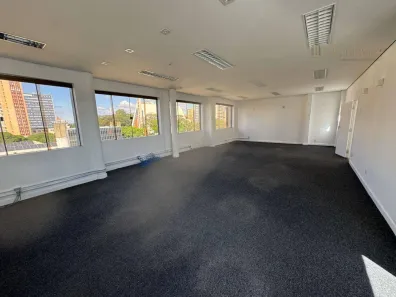 Andar / Laje corporativa para alugar, 200m² no Centro, Londrina