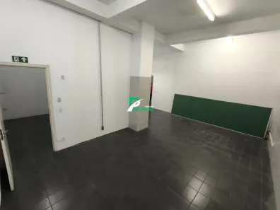 Prédio Inteiro com 16 Quartos para alugar, 300m² no Remanso Campineiro, Hortolândia