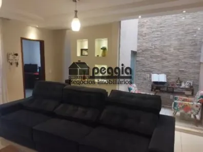 Sobrado com 5 Quartos à venda, 182m² no Núcleo Bandeirante, Brasília