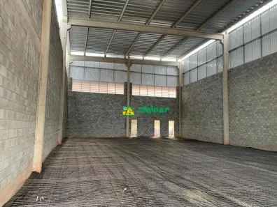 Galpão / Depósito / Armazém para alugar, 750m² no Lavorare Arujá, Arujá