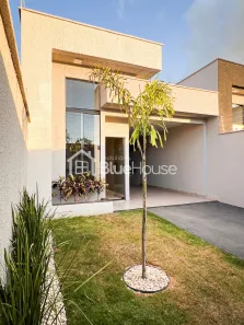 Casa com 3 Quartos à venda, 111m² no Setor Ponta Kayana, Trindade