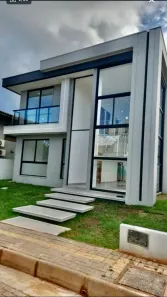 Casa de Condomínio com 4 Quartos à venda, 246m² no Buraquinho, Lauro de Freitas