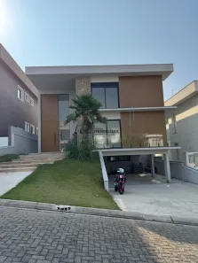Sobrado com 4 Quartos para venda ou aluguel, 425m² no Tamboré, Santana de Parnaíba
