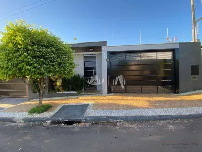 Casa com 5 Quartos à venda, 172m² no Antonio Frederico, Ibiporã