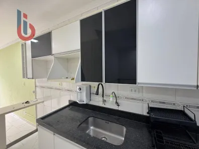 Sobrado com 2 Quartos para venda ou aluguel, 75m² no Centro, Bertioga